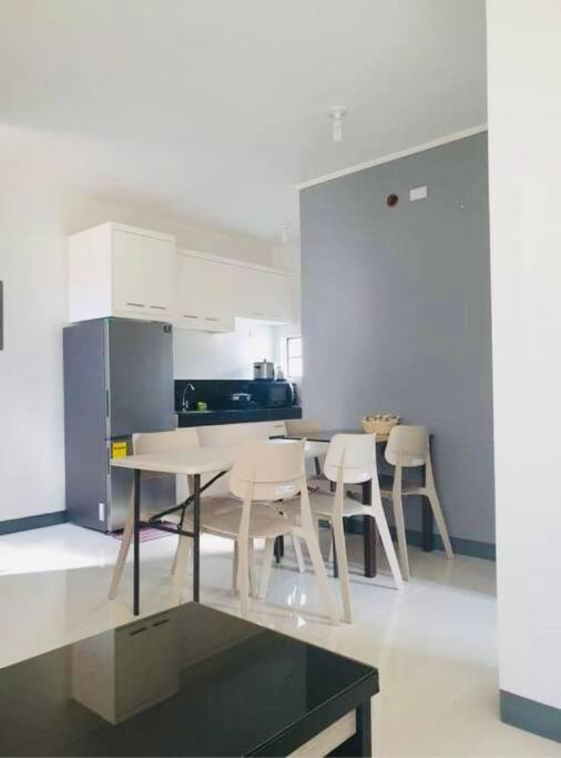 Cozy Home At A Private Subdivision Abucay Ngoại thất bức ảnh
