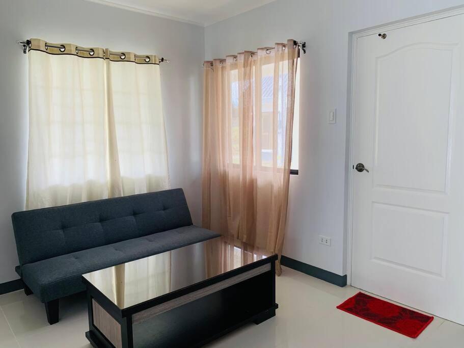 Cozy Home At A Private Subdivision Abucay Ngoại thất bức ảnh